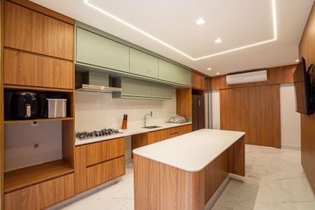 Casa à venda com 501m², 5 quartos e 4 vagas