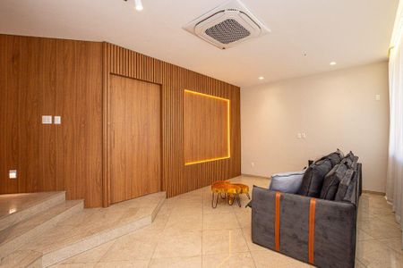 Casa à venda com 5 quartos, 501m² em São Francisco, Niterói