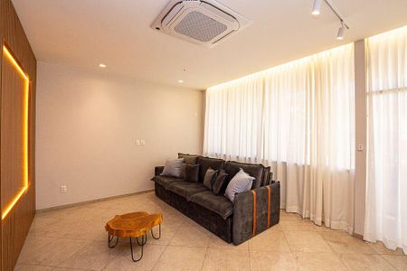 Casa à venda com 501m², 5 quartos e 4 vagas