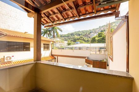 Casa à venda com 501m², 5 quartos e 4 vagas
