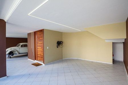 Casa à venda com 501m², 5 quartos e 4 vagas