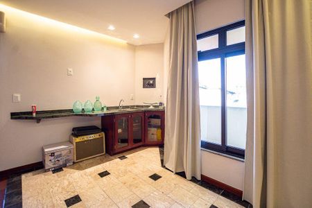 Casa à venda com 501m², 5 quartos e 4 vagas