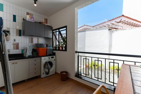 Casa à venda com 198m², 3 quartos e 3 vagas Casa à venda com 198m², 3 quartos e 3 vagasÁrea de serviço