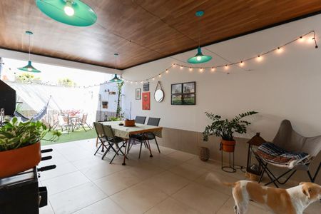Casa à venda com 198m², 3 quartos e 3 vagas Casa à venda com 198m², 3 quartos e 3 vagasÁrea de lazer