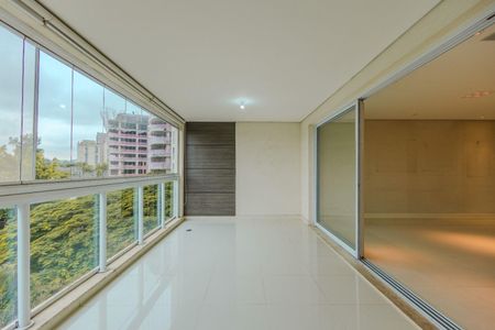 Apartamento à venda com 180m², 4 quartos e 3 vagas