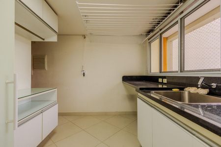 Apartamento à venda com 180m², 4 quartos e 3 vagas
