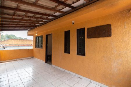 Casa para alugar com 80m², 3 quartos e sem vaga Casa para alugar com 80m², 3 quartos e sem vagaVaranda