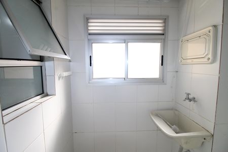 Apartamento para alugar com 65m², 3 quartos e 1 vagaÁrea de Serviço