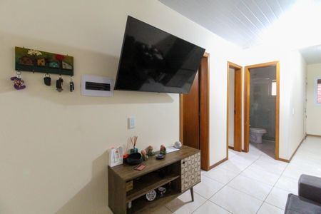 Casa para alugar com 55m², 2 quartos e 2 vagasSala