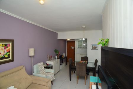 Apartamento para alugar com 75m², 2 quartos e 2 vagas Apartamento para alugar com 75m², 2 quartos e 2 vagasSala