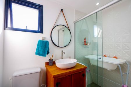 Apartamento para alugar com 84m², 2 quartos e 2 vagas Apartamento para alugar com 84m², 2 quartos e 2 vagasBanheiro social