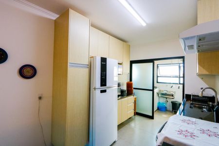 Apartamento para alugar com 84m², 2 quartos e 2 vagas Apartamento para alugar com 84m², 2 quartos e 2 vagasCozinha
