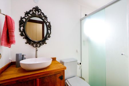 Apartamento para alugar com 84m², 2 quartos e 2 vagas Apartamento para alugar com 84m², 2 quartos e 2 vagasBanheiro do quarto 1