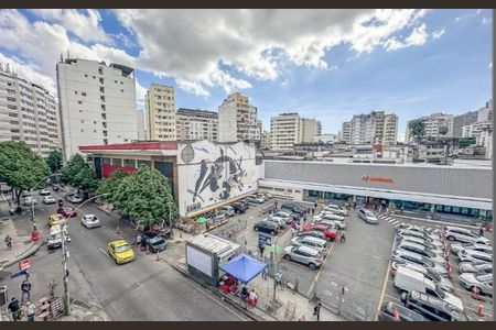 Apartamento à venda com 31m², 1 quarto e sem vaga Apartamento à venda com 31m², 1 quarto e sem vagaárea comum