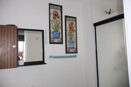 Banheiro de apartamento para alugar com 1 quarto, 30m² em Vila Ema, São Paulo