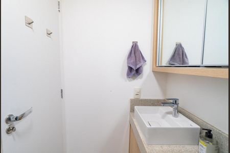 Apartamento à venda com 50m², 2 quartos e 1 vaga Apartamento à venda com 50m², 2 quartos e 1 vagaBanheiro da Suíte