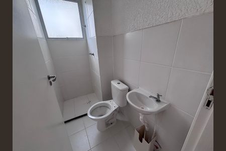 Apartamento à venda com 45m², 2 quartos e 1 vaga Apartamento à venda com 45m², 2 quartos e 1 vagaBanheiro