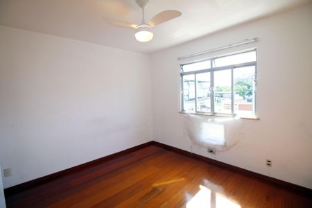 Quarto 1 de apartamento à venda com 2 quartos, 70m² em Irajá, Rio de Janeiro