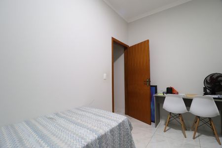 Casa para alugar com 93m², 3 quartos e 2 vagasQuarto 3