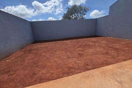 Casa para alugar com 93m², 3 quartos e 2 vagasQuintal