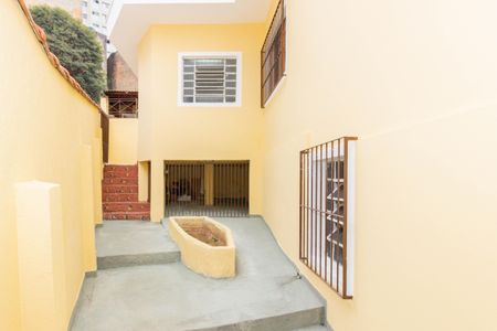 Casa para alugar com 154m², 4 quartos e 4 vagas Casa para alugar com 154m², 4 quartos e 4 vagasCorredor Lateral