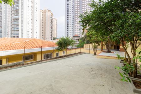 Casa para alugar com 154m², 4 quartos e 4 vagas Casa para alugar com 154m², 4 quartos e 4 vagasQuintal