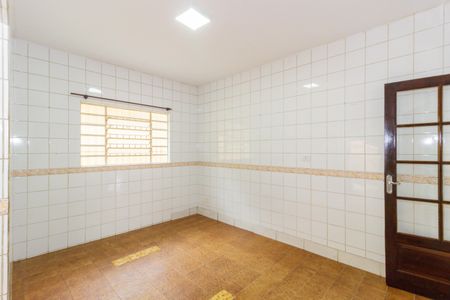 Casa para alugar com 154m², 4 quartos e 4 vagas Casa para alugar com 154m², 4 quartos e 4 vagasCozinha