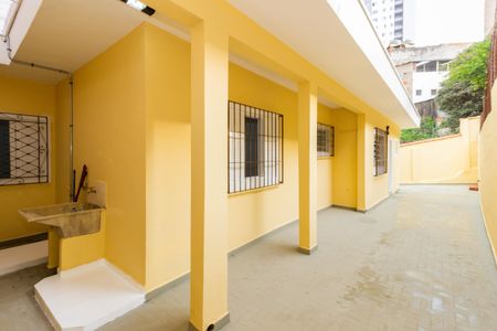 Casa para alugar com 154m², 4 quartos e 4 vagas Casa para alugar com 154m², 4 quartos e 4 vagasLavanderia