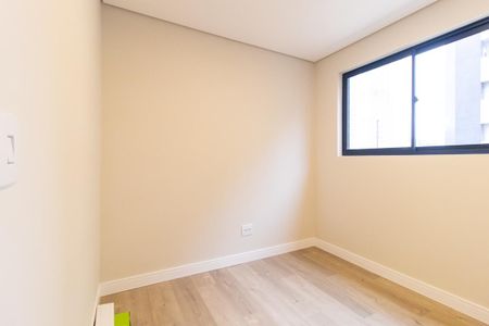 Quarto 1 de apartamento para alugar com 2 quartos, 74m² em Campina do Siqueira, Curitiba