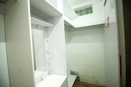 Casa para alugar com 200m², 5 quartos e 2 vagasCloset da suíte 1