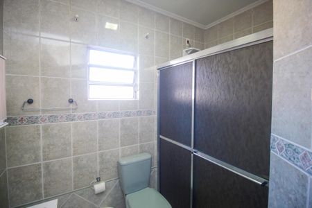 Casa para alugar com 200m², 5 quartos e 2 vagasBanheiro - Edícula