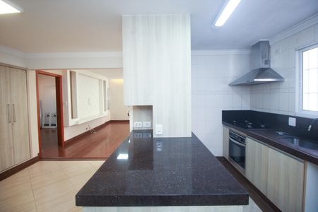 Casa para alugar com 200m², 5 quartos e 2 vagasCozinha