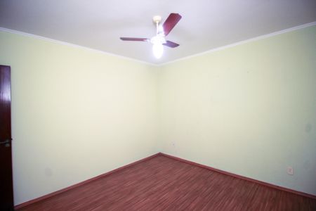 Casa para alugar com 200m², 5 quartos e 2 vagasQuarto 2 - Edícula