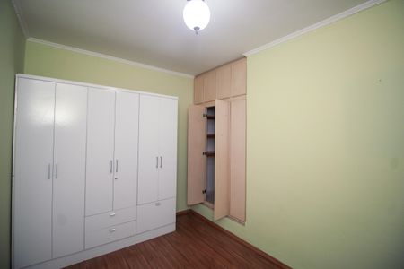 Casa para alugar com 200m², 5 quartos e 2 vagasQuarto 1 - Edícula
