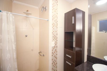 Casa para alugar com 200m², 5 quartos e 2 vagasBanheiro Social