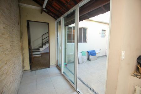 Casa para alugar com 200m², 5 quartos e 2 vagasQuintal