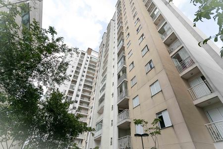 Apartamento para alugar com 77m², 3 quartos e 1 vagaFachada