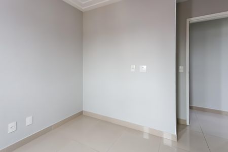 Apartamento para alugar com 77m², 3 quartos e 1 vagaquarto 2