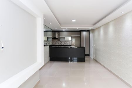 Sala  de apartamento para alugar com 3 quartos, 77m² em Jardim Bom Tempo, Taboão da Serra