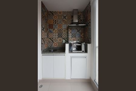 Apartamento para alugar com 77m², 3 quartos e 1 vagaVaranda