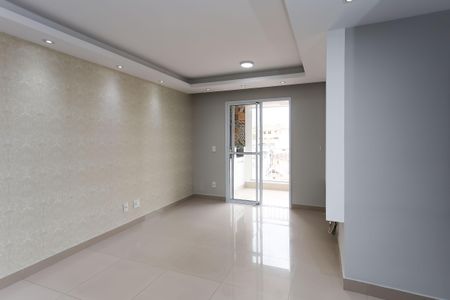 Sala  de apartamento para alugar com 3 quartos, 77m² em Jardim Bom Tempo, Taboão da Serra