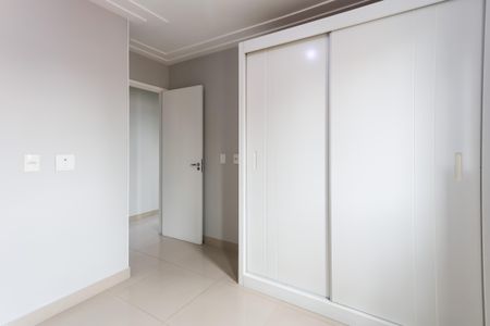 Apartamento para alugar com 77m², 3 quartos e 1 vagaquarto 2