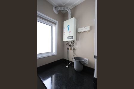 Apartamento para alugar com 77m², 3 quartos e 1 vagaÁrea de Serviço