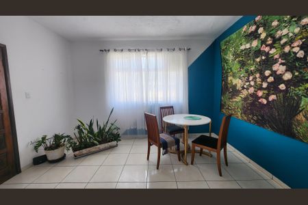 Sala  de apartamento para alugar com 2 quartos, 65m² em Amaralina, Salvador