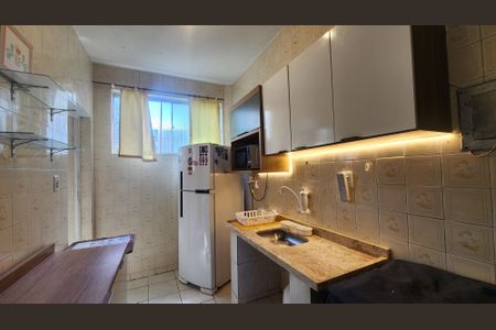 Apartamento para alugar com 65m², 2 quartos e 1 vagaCozinha 