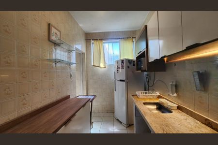 Apartamento para alugar com 65m², 2 quartos e 1 vagaCozinha 