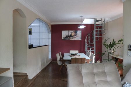 Casa para alugar com 180m², 2 quartos e 1 vagaSala