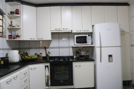 Casa para alugar com 180m², 2 quartos e 1 vagaCozinha