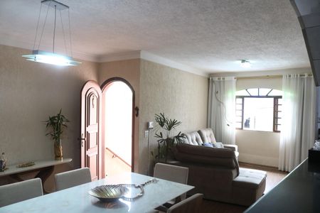 Sala de casa para alugar com 2 quartos, 180m² em Perdizes, São Paulo