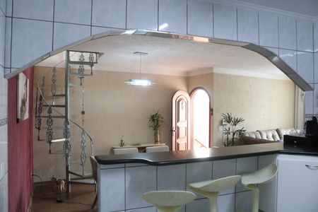 Casa para alugar com 180m², 2 quartos e 1 vagaCozinha